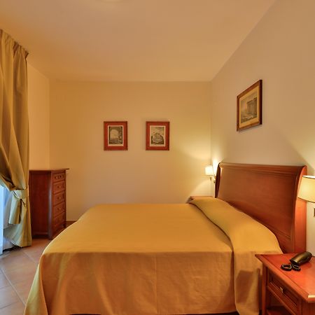 Minerva Resort Hotel Paestum Esterno foto