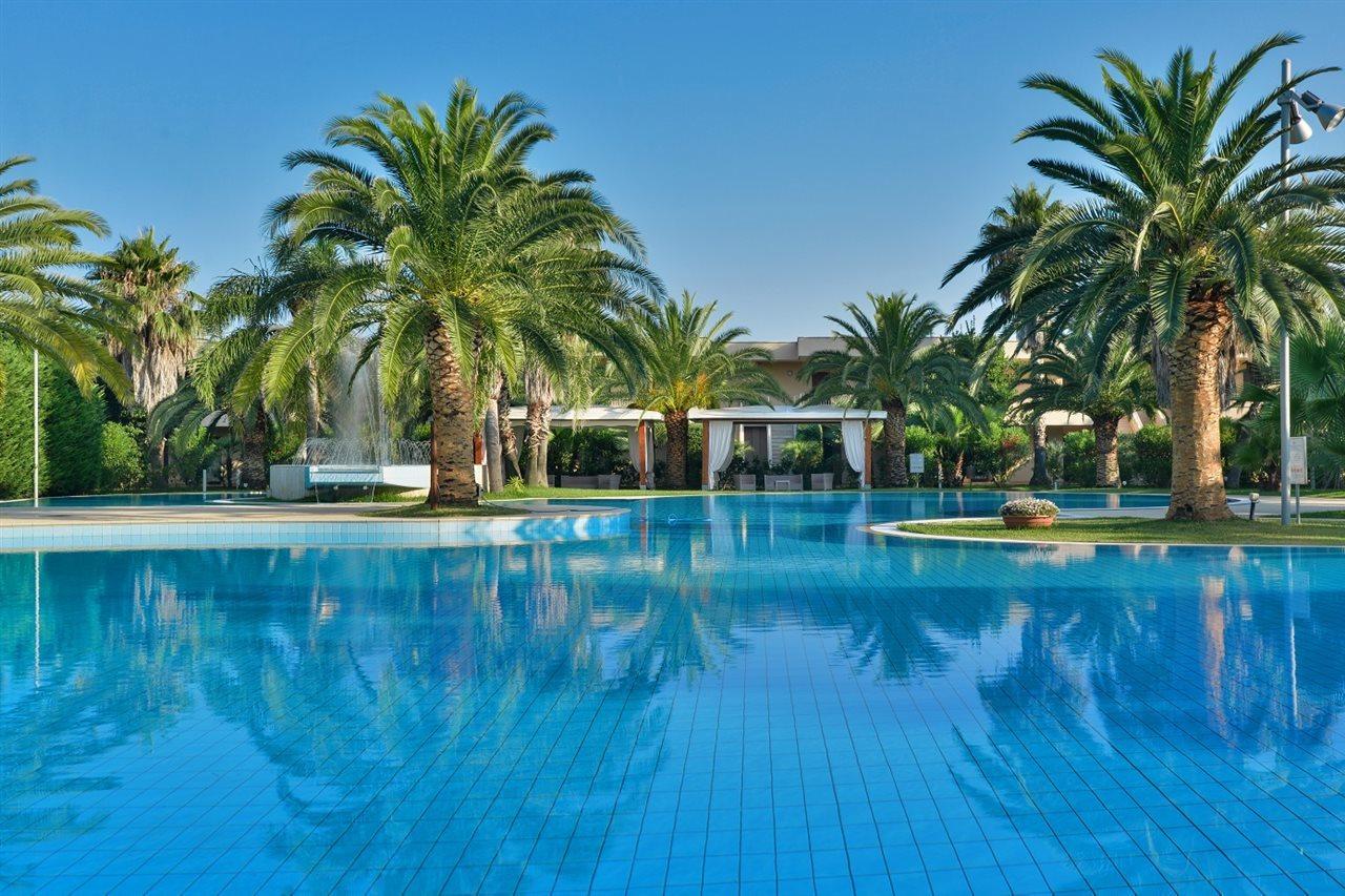 Minerva Resort Hotel Paestum Esterno foto