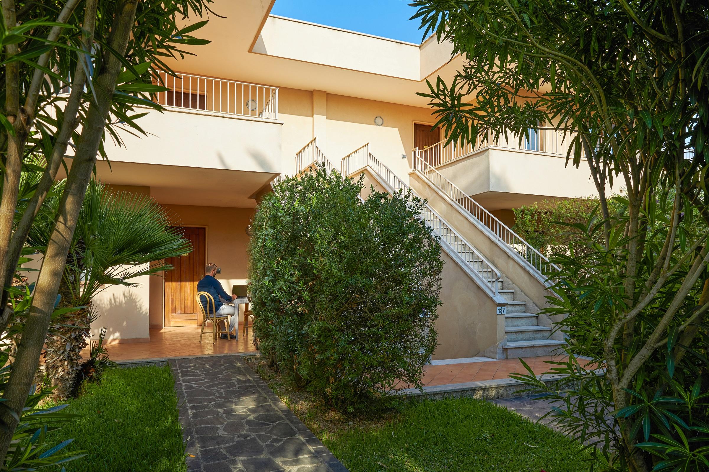 Minerva Resort Hotel Paestum Esterno foto