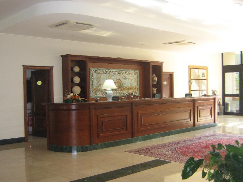 Minerva Resort Hotel Paestum Esterno foto