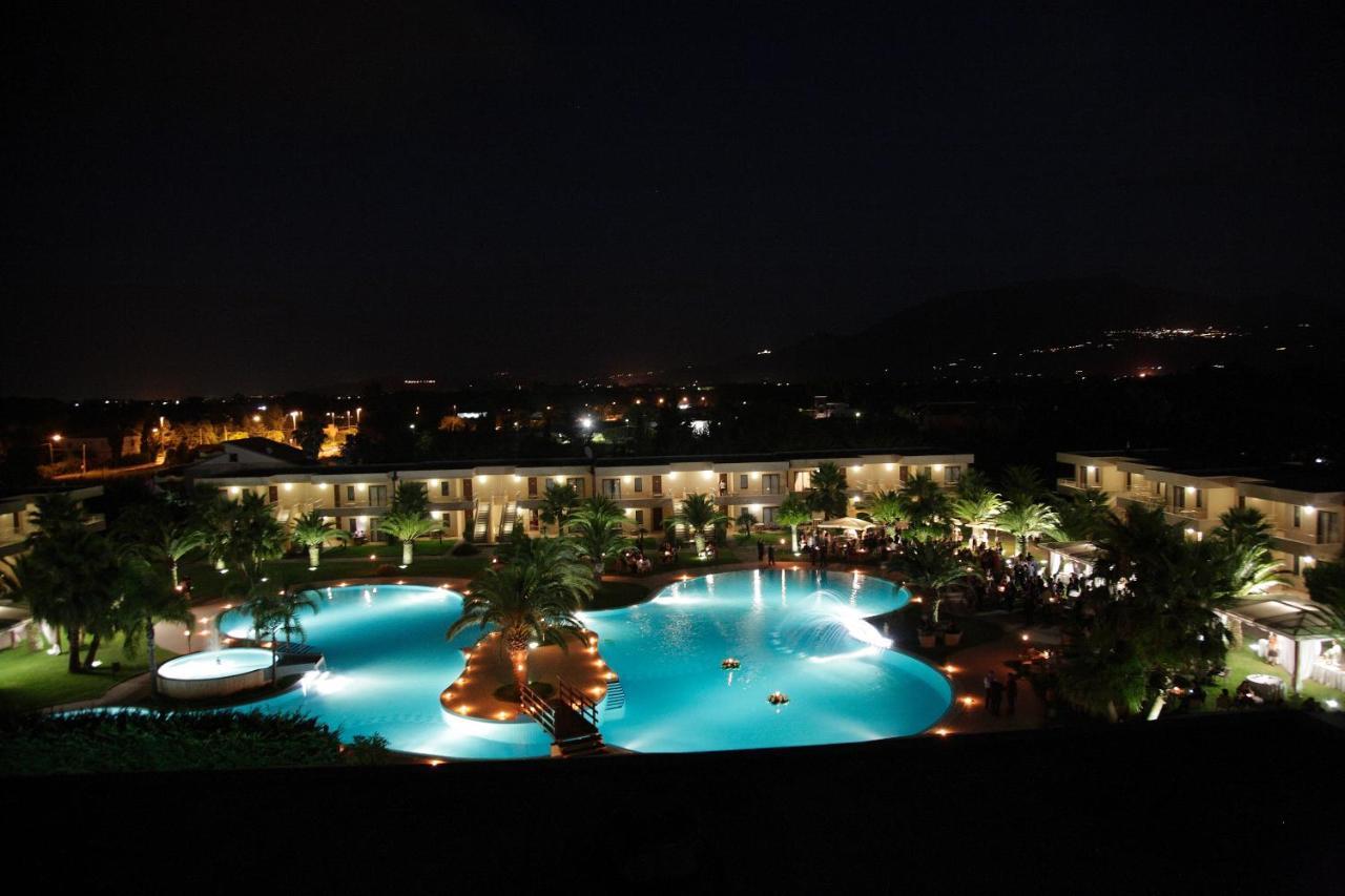 Minerva Resort Hotel Paestum Esterno foto